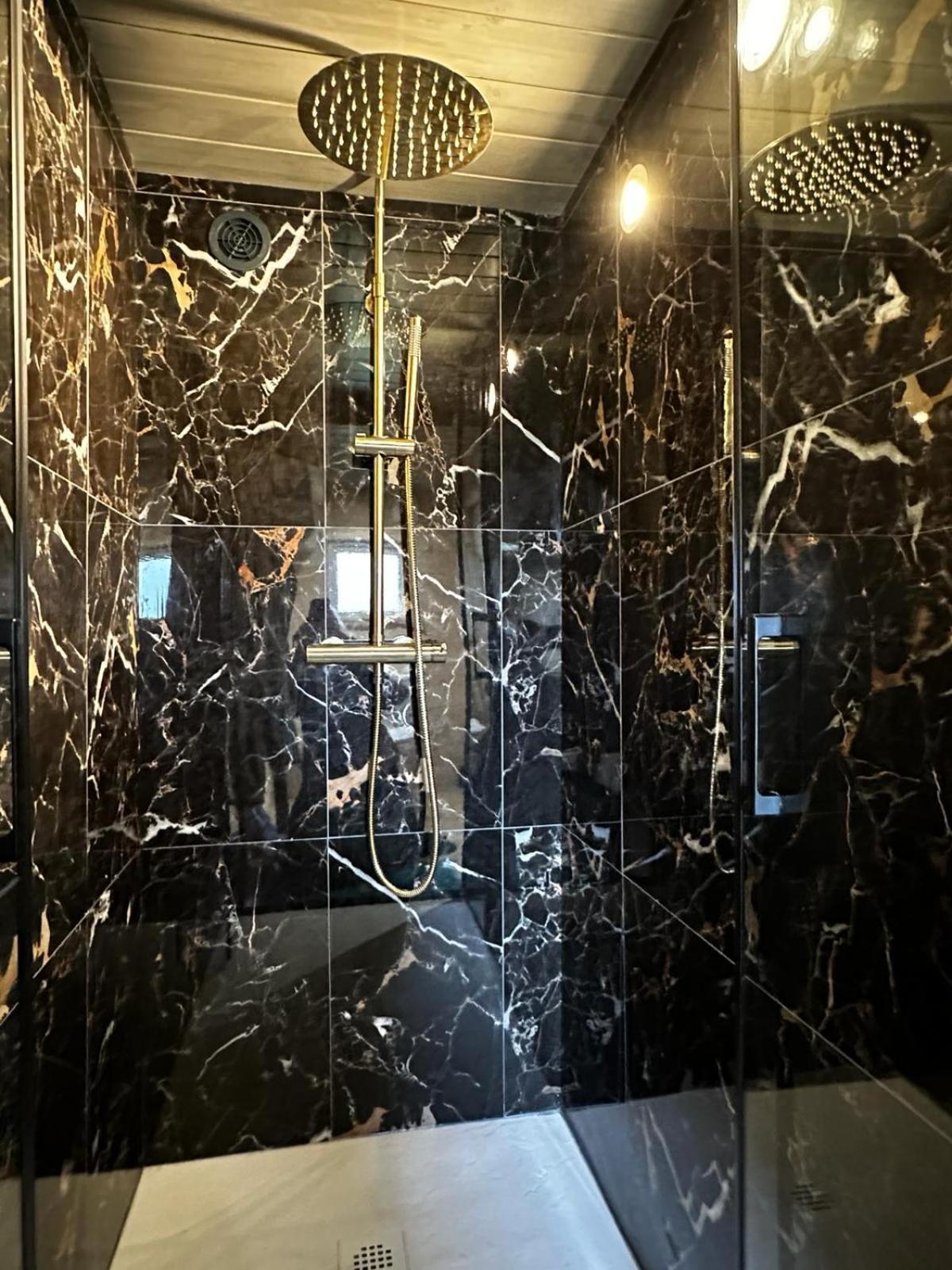 La Cabane D'Emma Spa&Sauna Prive Bannalec Eksteriør bilde