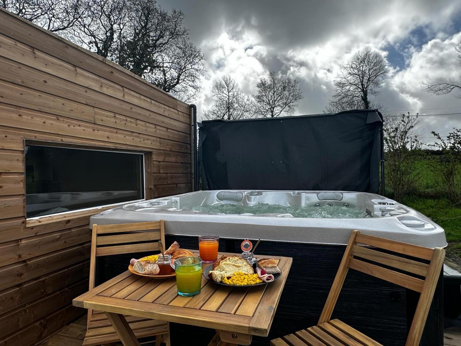 La Cabane D'Emma Spa&Sauna Prive Bannalec Eksteriør bilde