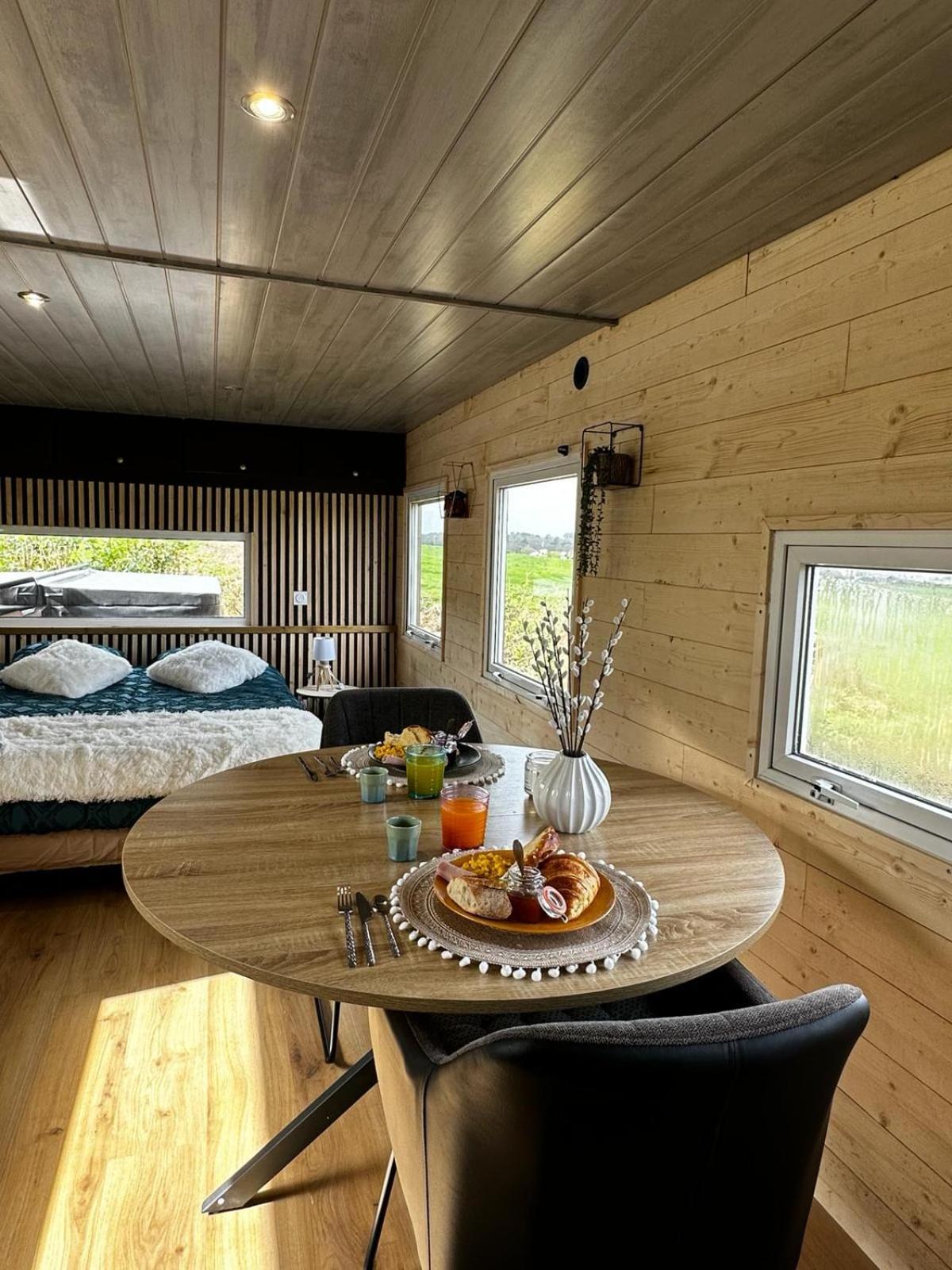 La Cabane D'Emma Spa&Sauna Prive Bannalec Eksteriør bilde