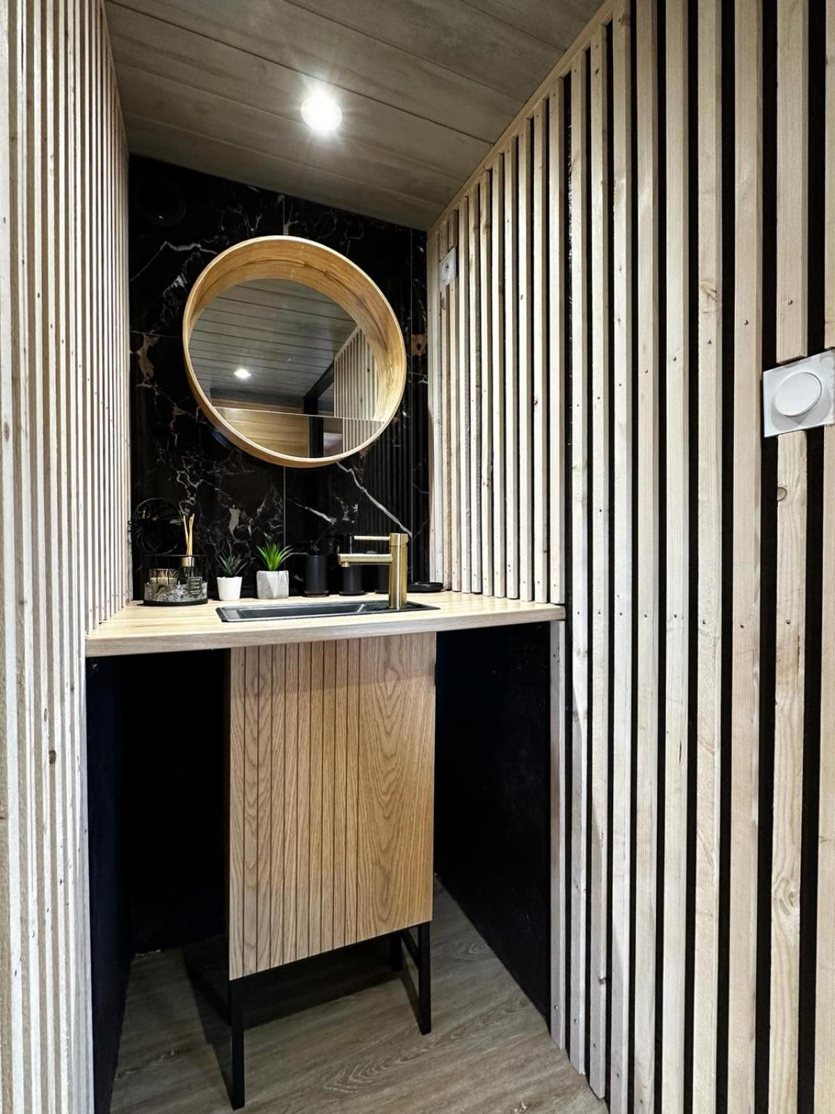 La Cabane D'Emma Spa&Sauna Prive Bannalec Eksteriør bilde